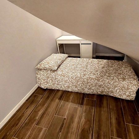 Casa Magnolia Apartment Pomezia Ruang foto
