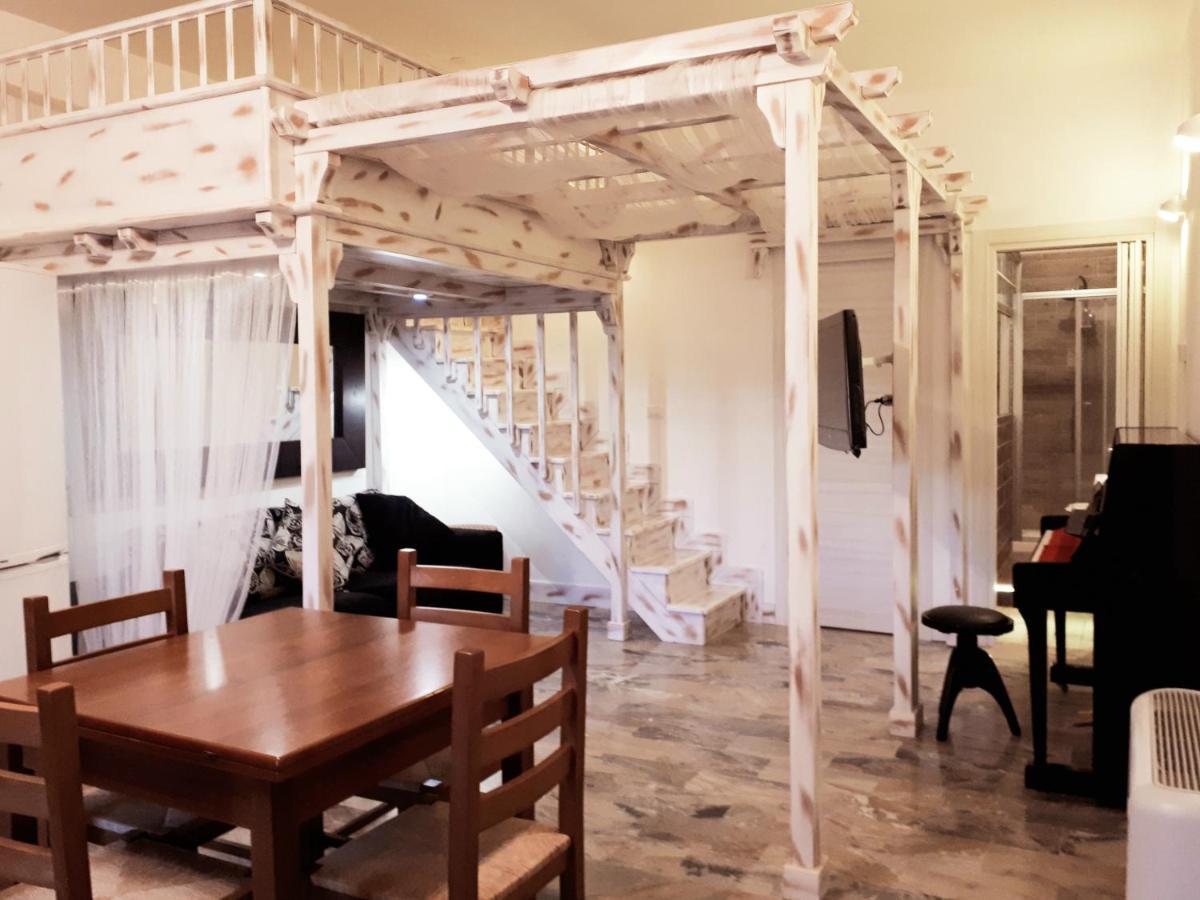 Casa Magnolia Apartment Pomezia Ruang foto